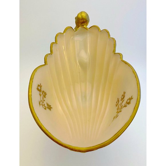 Cambridge Crown Nude Flying Lady on shell - Picture 3 of 9